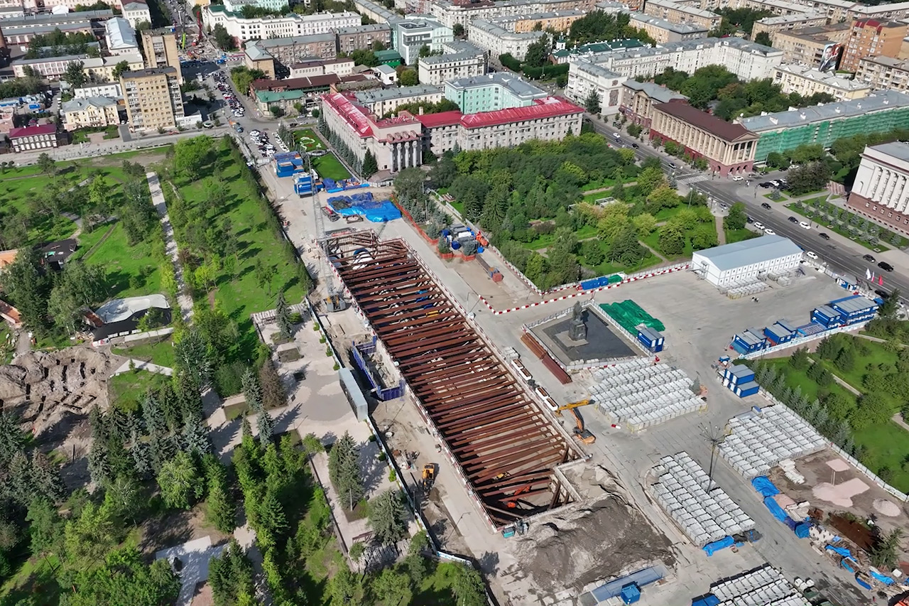 Котлован метро на площади Революции в Красноярске