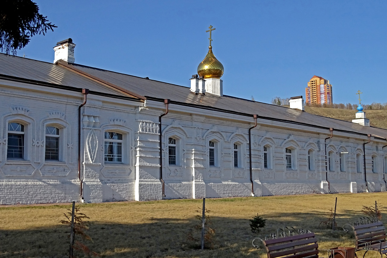 Келейный корпус монастыря