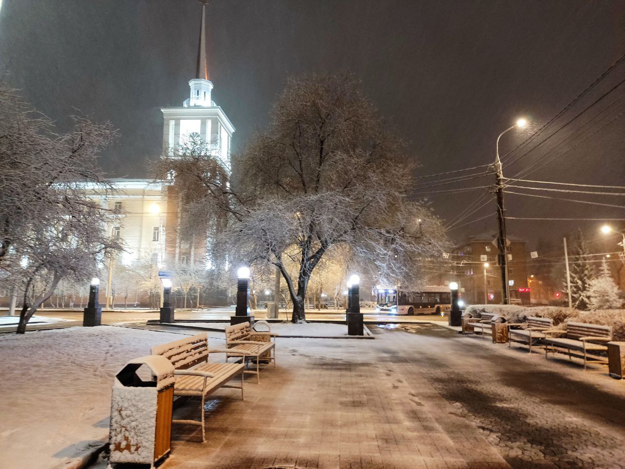 На 3-8° ниже нормы: в самый холодный день недели в Красноярске снова ждут снега