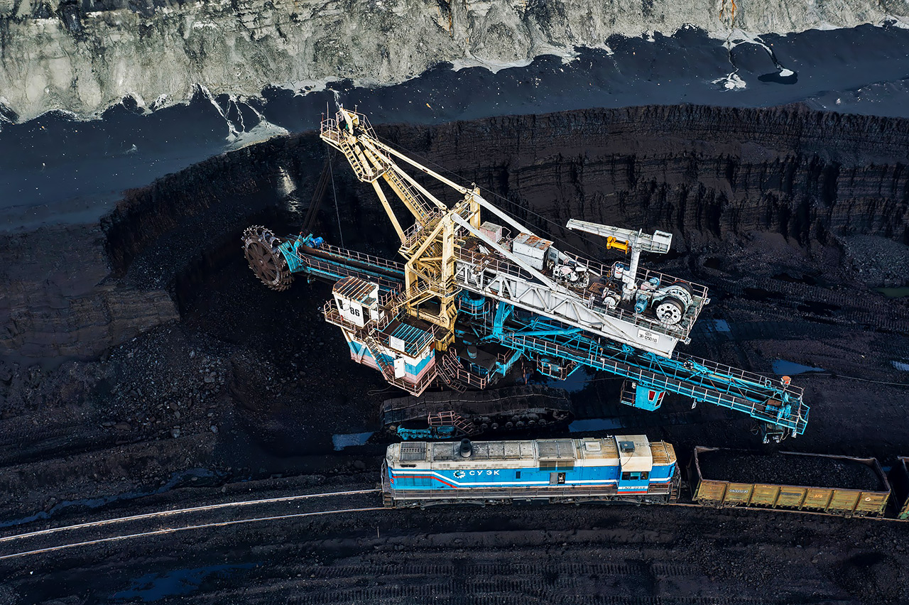 Назаровский угольный разрез Красноярский край