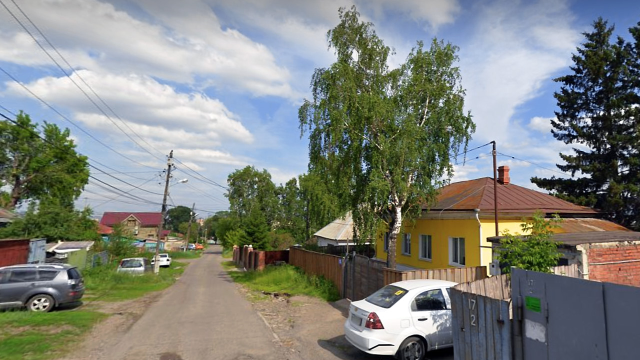 Скоро и эта часть Николаевки сменит маленькие домики в окружении зелени на каменные джунгли