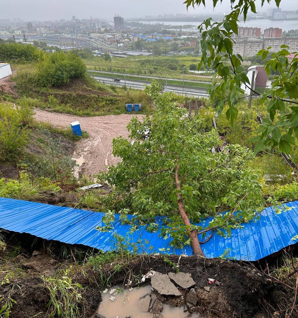 склон размывает на Огородной
