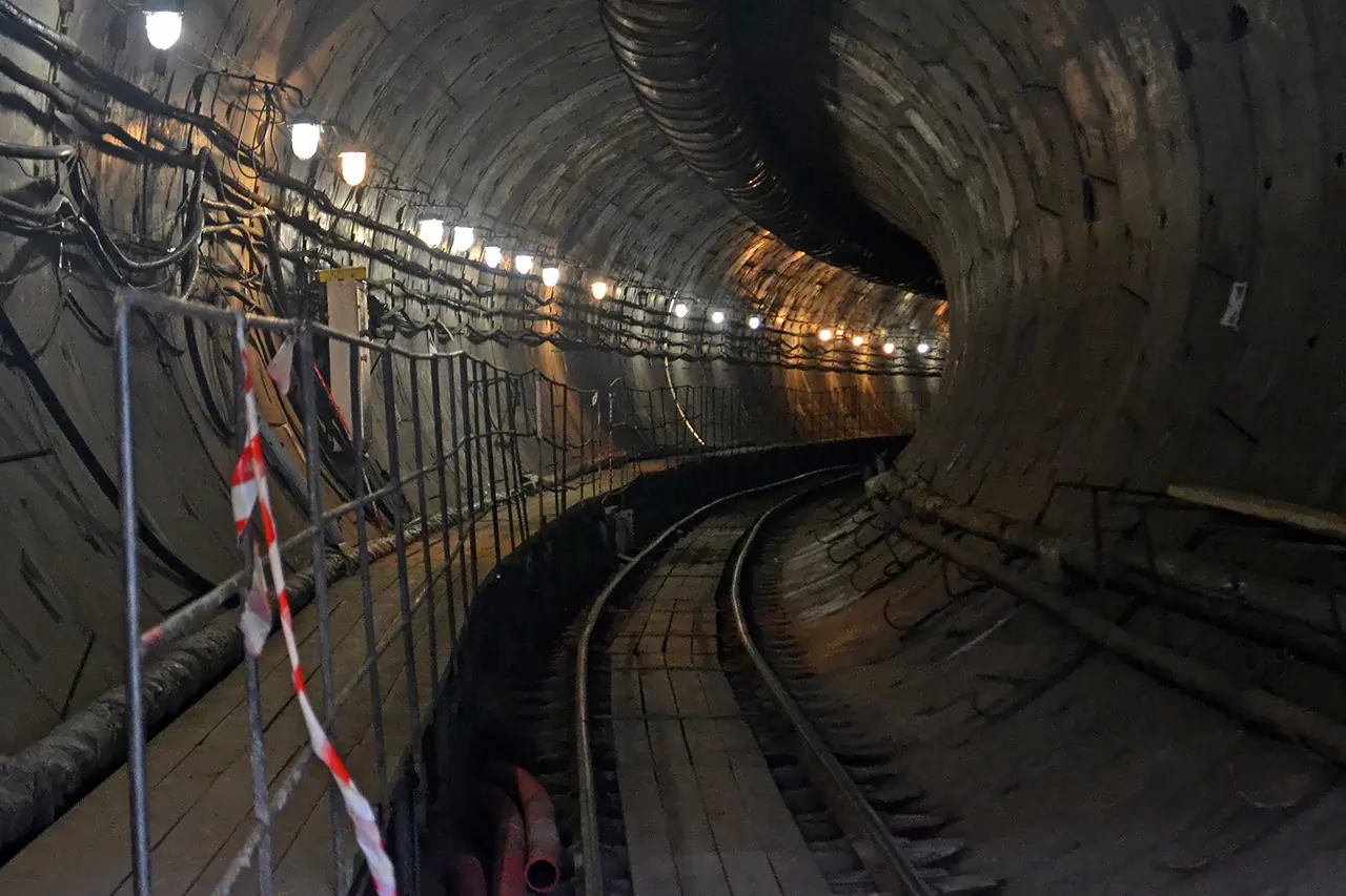 Старый тоннель метро