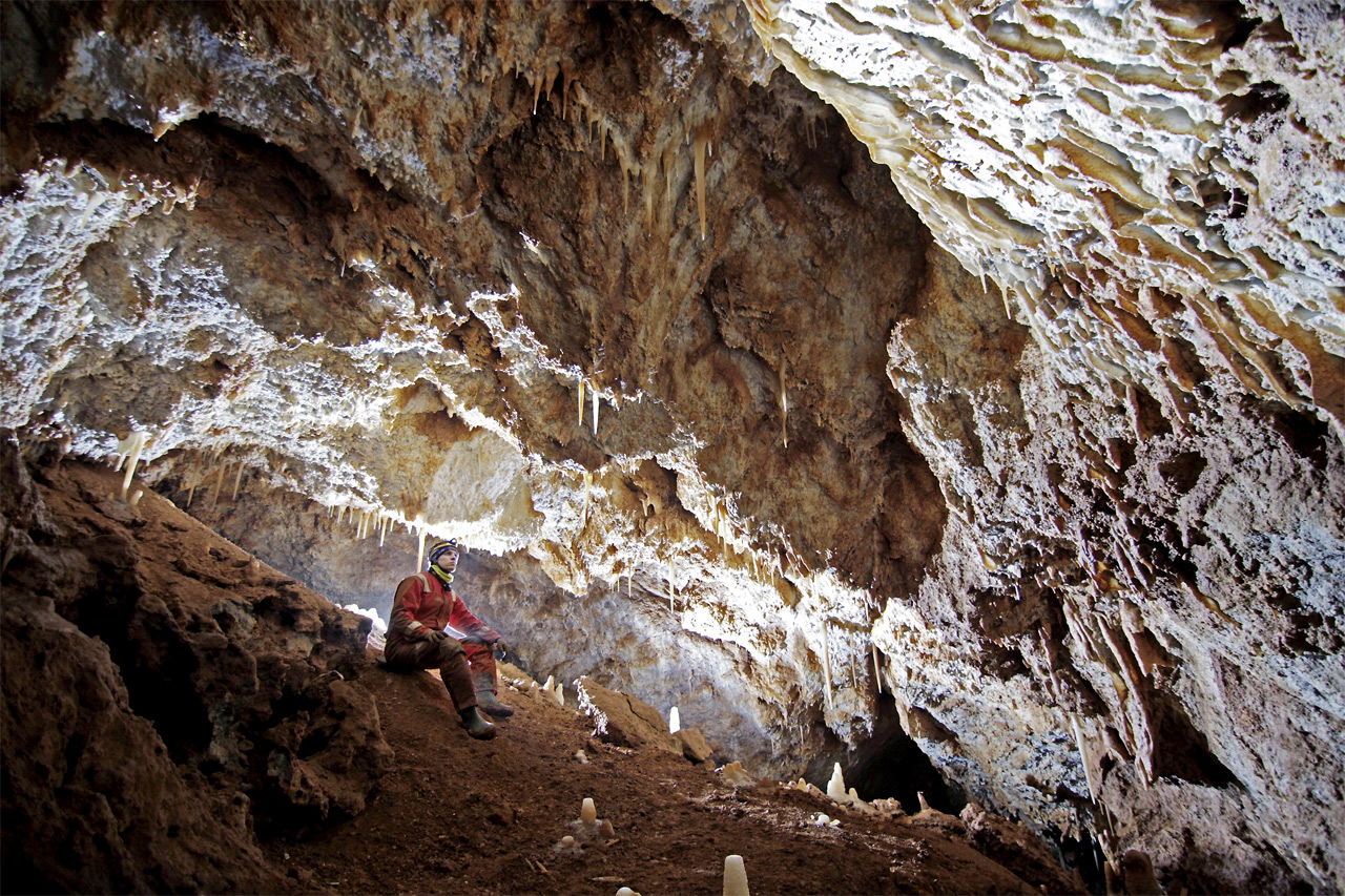 Большой грот в пещере Орешная