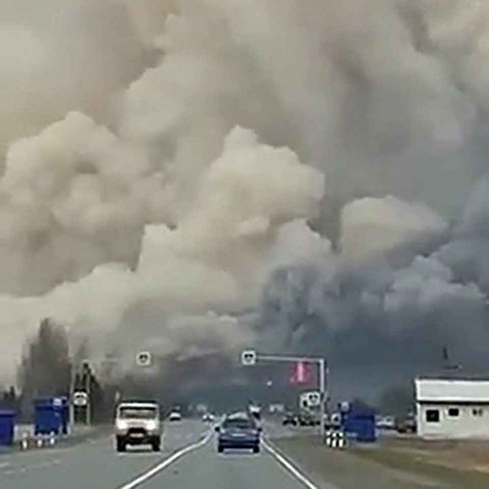 Ландшафтный пожар около села Знаменка в Минусинском районе