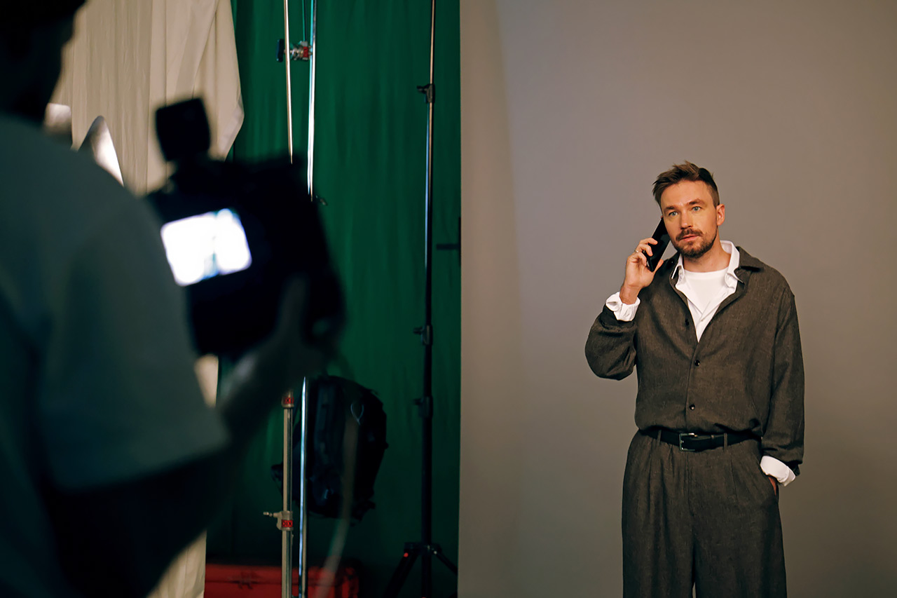 Актер Александр Петров