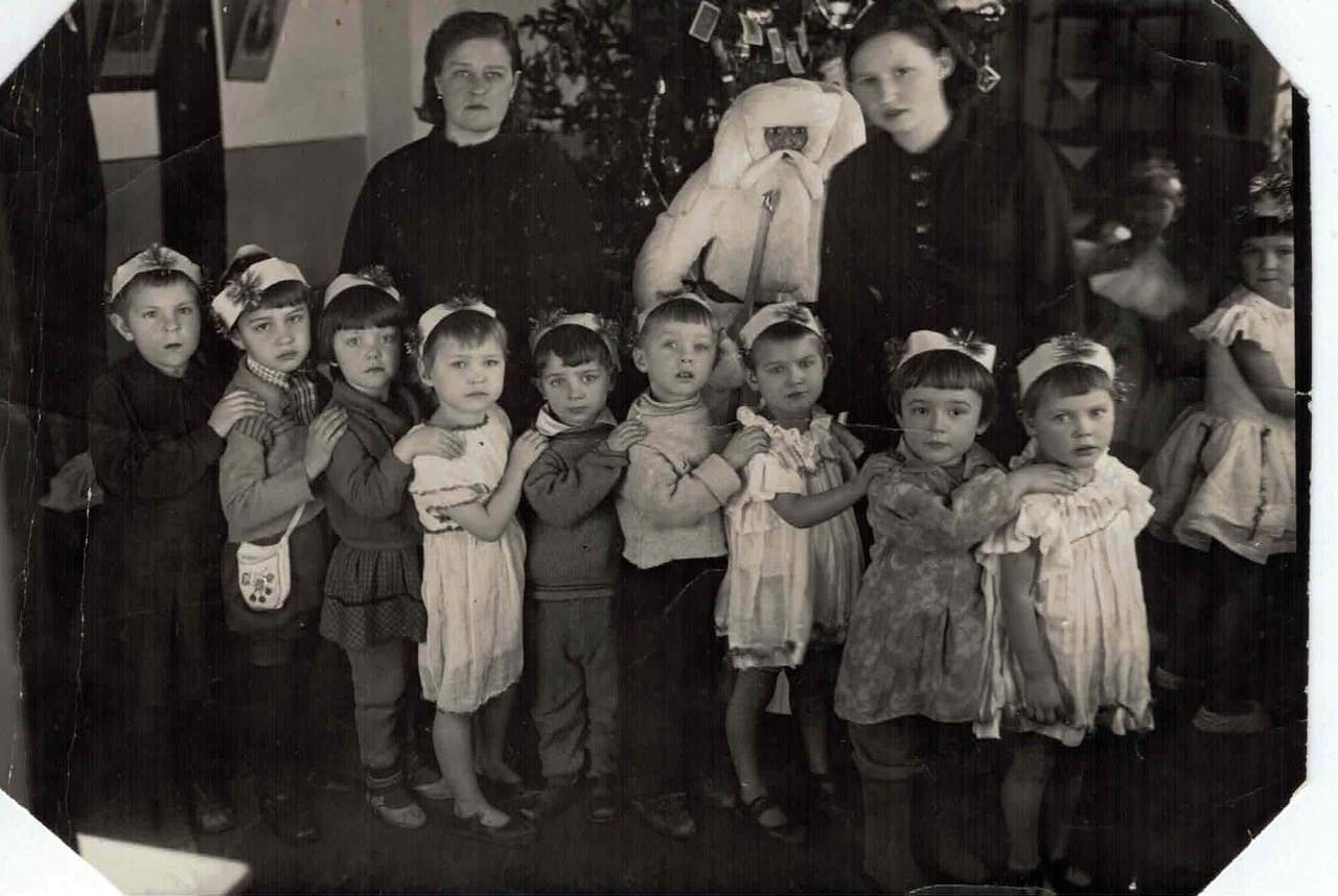 старое архивное фото