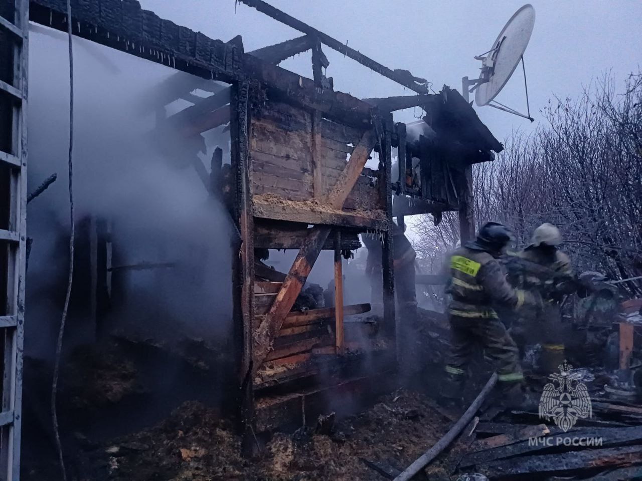 Тушение пожара в Шушенском