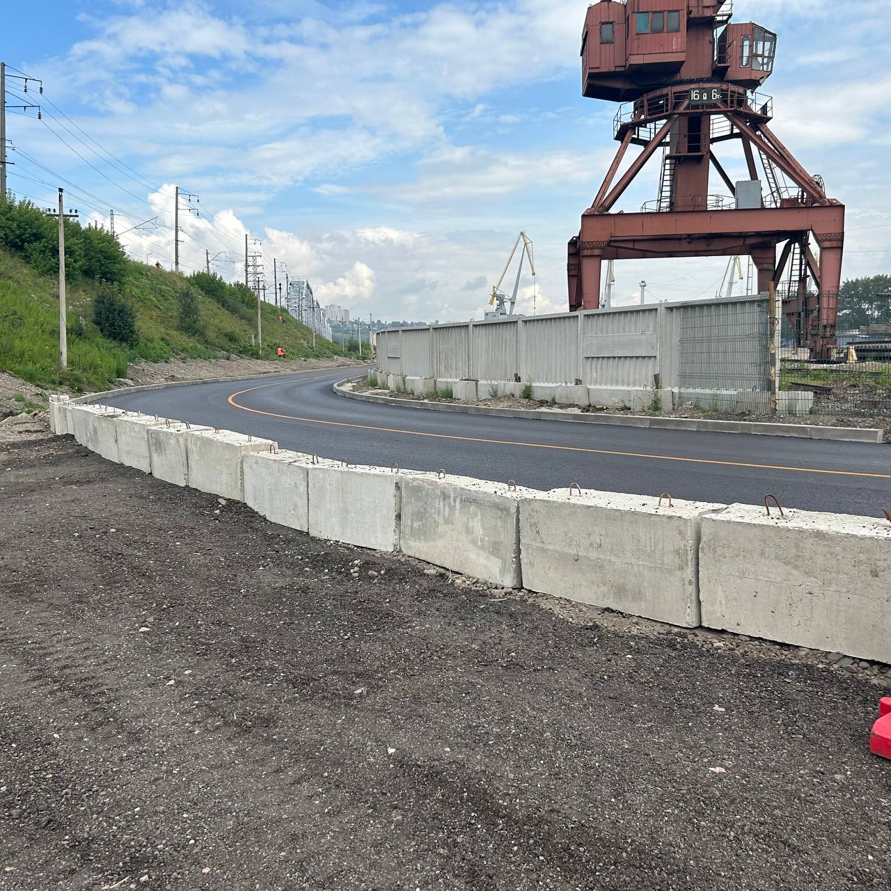 На развязке из Пашенного в Красноярске обустроят объезд для укладки рельсов