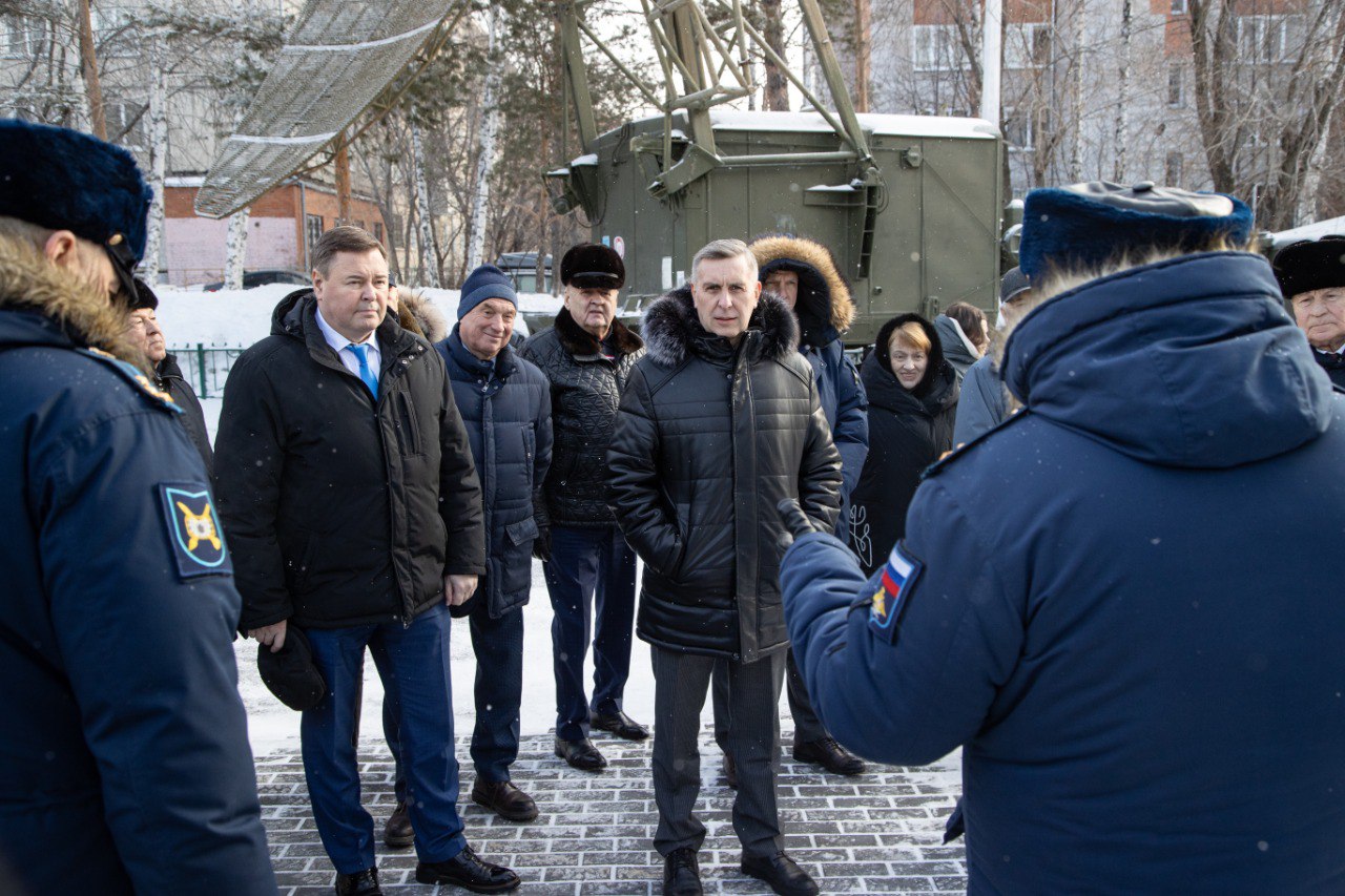 Депутаты на площадке Военно-инженерного института