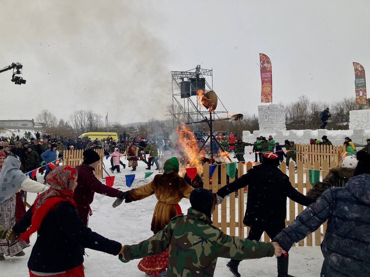 Масленичный хоровод в Сухобузимо