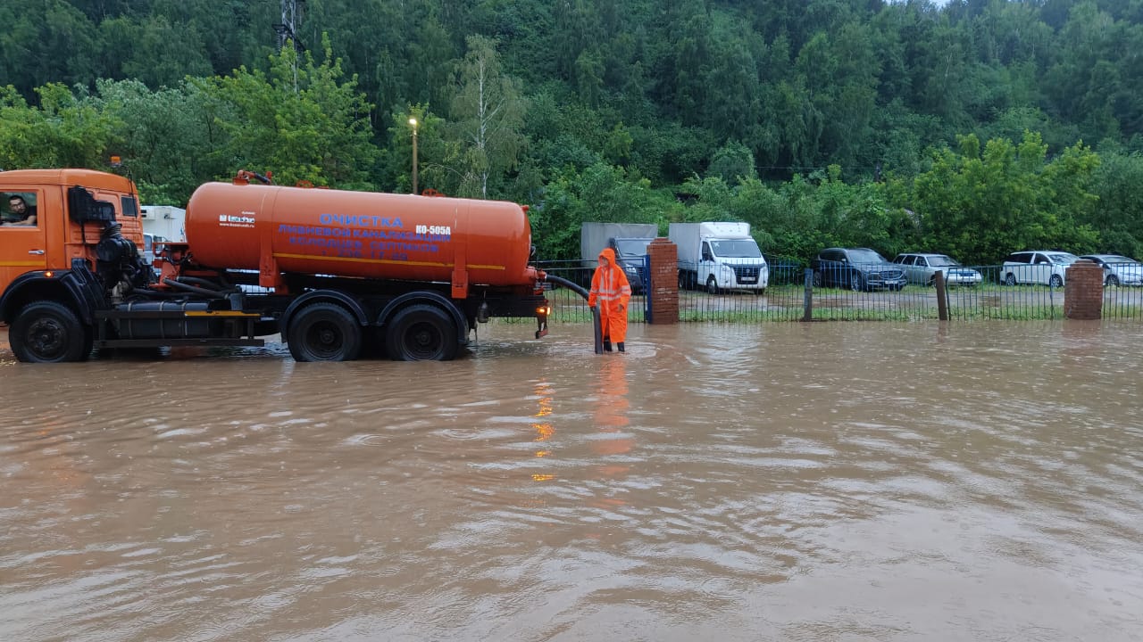 откачка воды в Красноярске