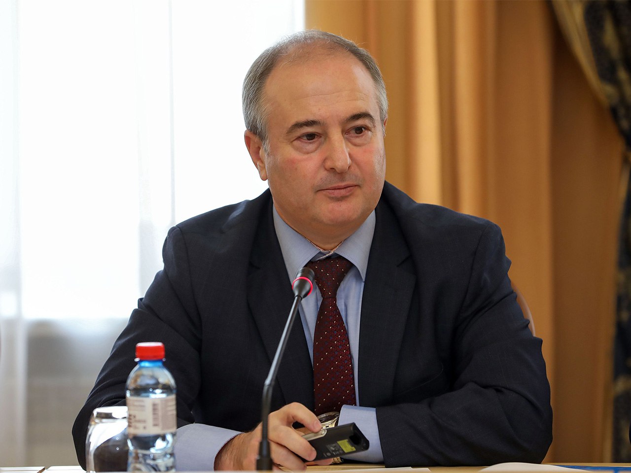 Министр Борис Немик