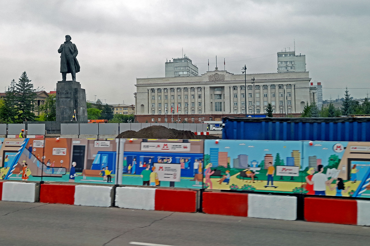 Второй тоннель метро от Взлетки к центру проложит «Соломея»: в Красноярск  прибыл новый ТПМК