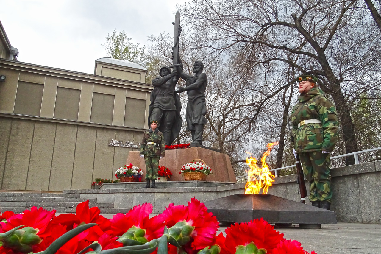 Мемориальный комплекс Победы в Красноярске на ул. Игарской 