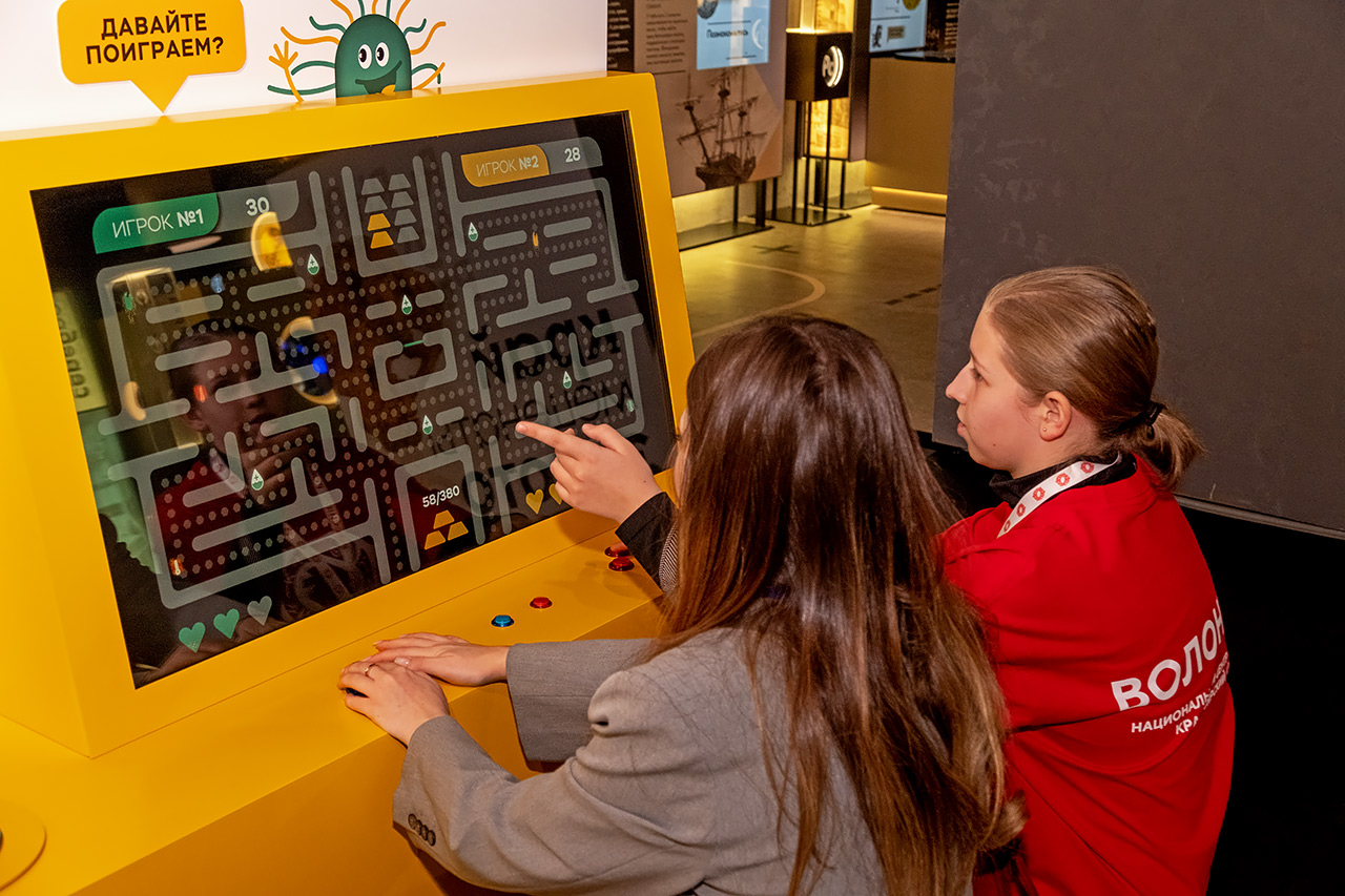 Игра с бактериями от Полюса