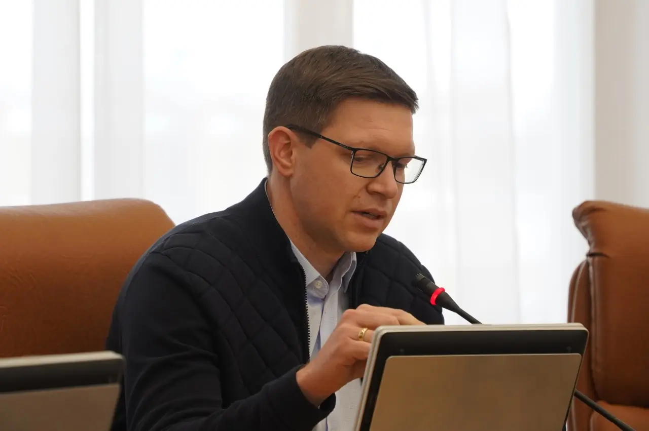 Семен Сендерский депутат