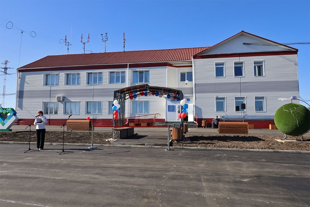 Здание аэропорта Северо-Енисейск