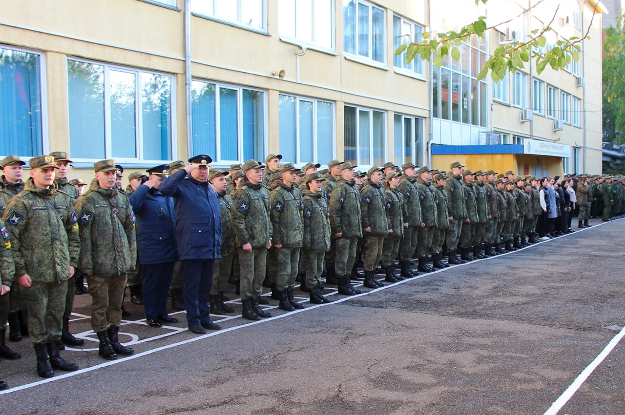 Студенты военного института СФУ