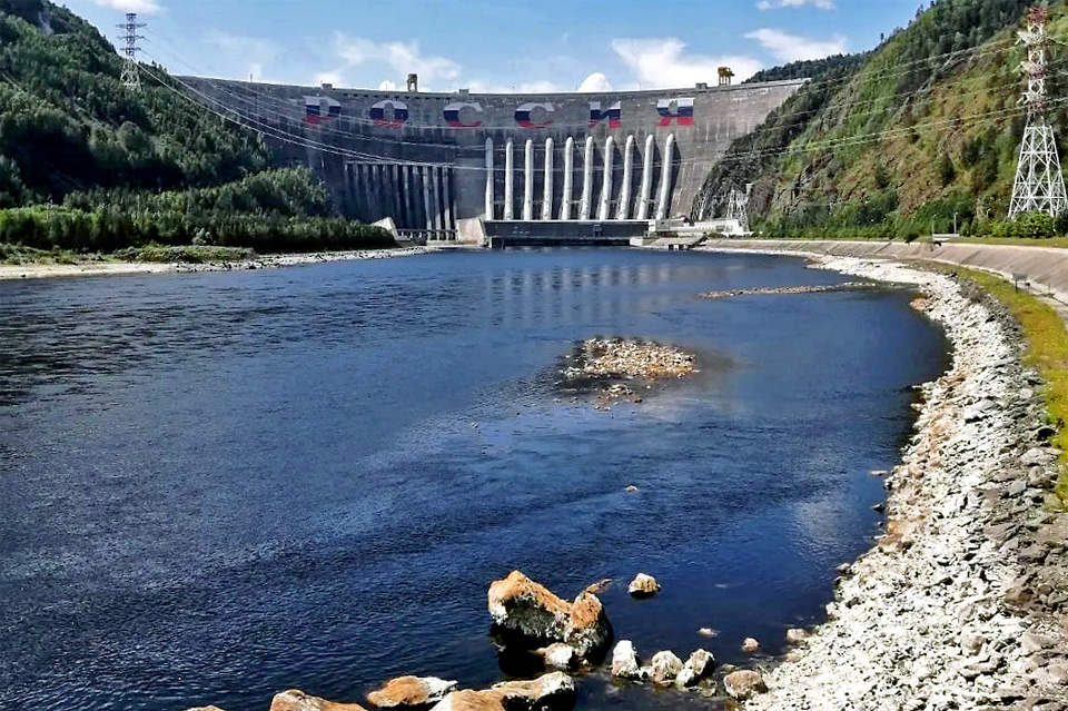 Сано-Шушенская ГЭС еще сократит пропуск воды через плотину