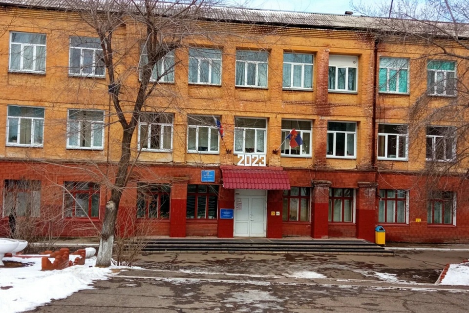 аварийная школа №51 в Покровке