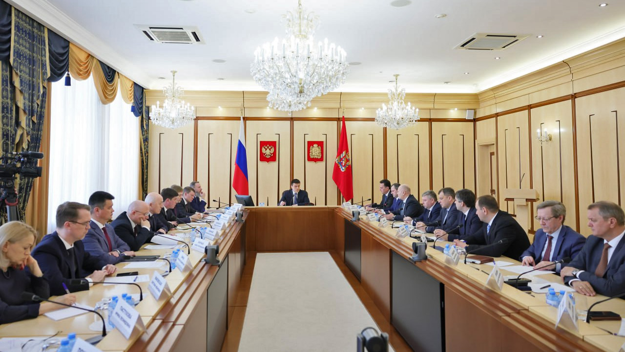 Врио губернатора провел первое заседания правительства Красноярского края