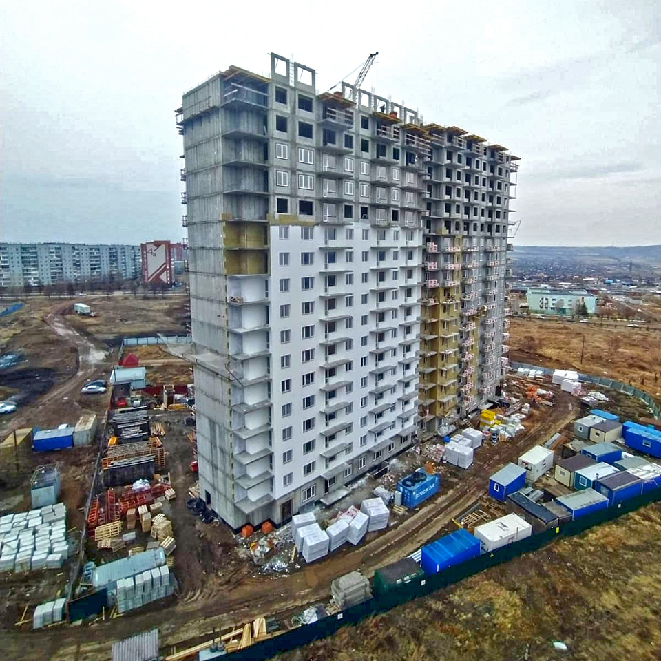 Начало стройки дома  Готики в Солнечном Красноярска