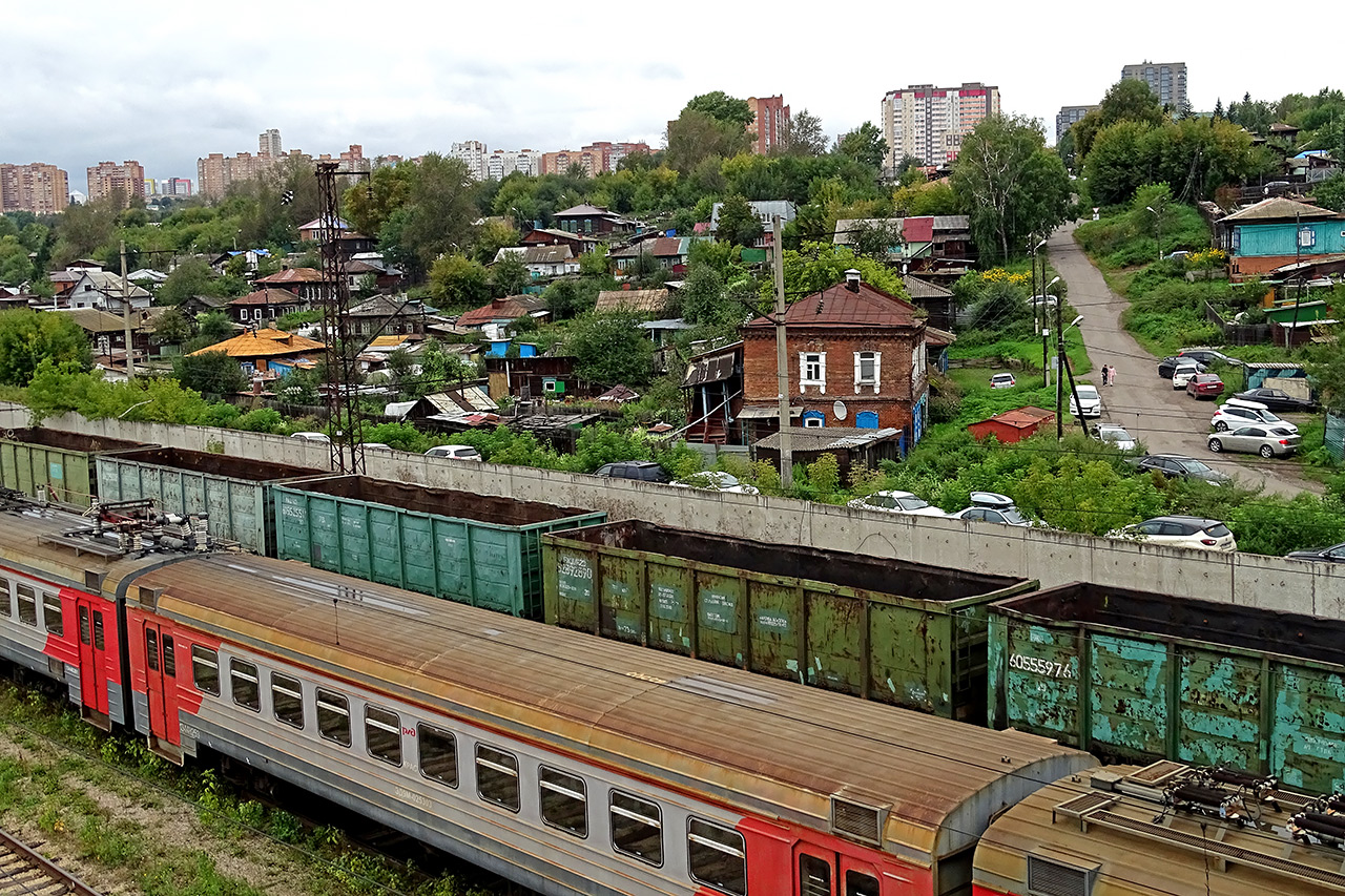 Вид на Николаевку с виадука за железнодородным вокзалом Красноярска