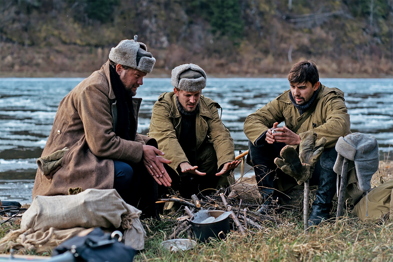 Кадр из фильма Трое - Студия 98 Красноярск
