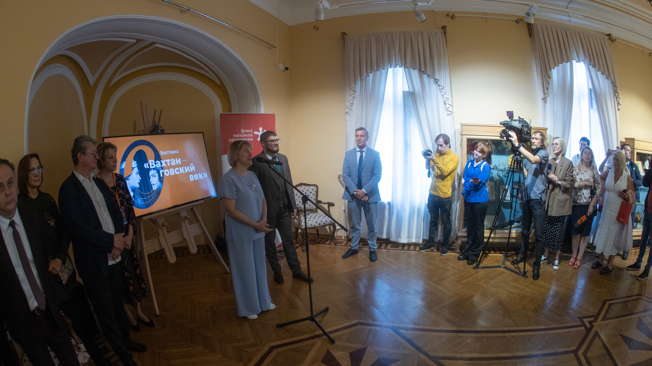 В Красноярске открылась выставка «Вахтанговский век»