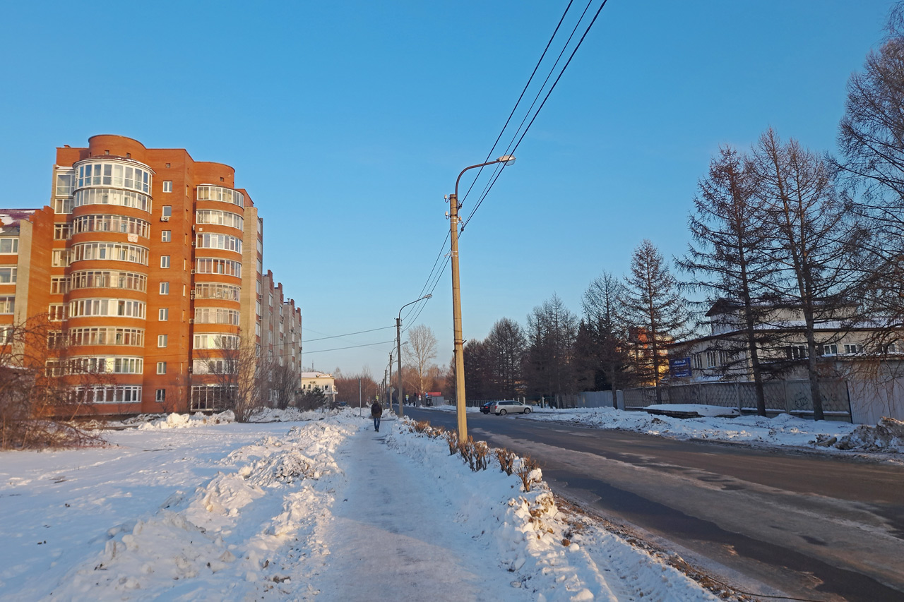 Нижний Академгородок около 16 дома