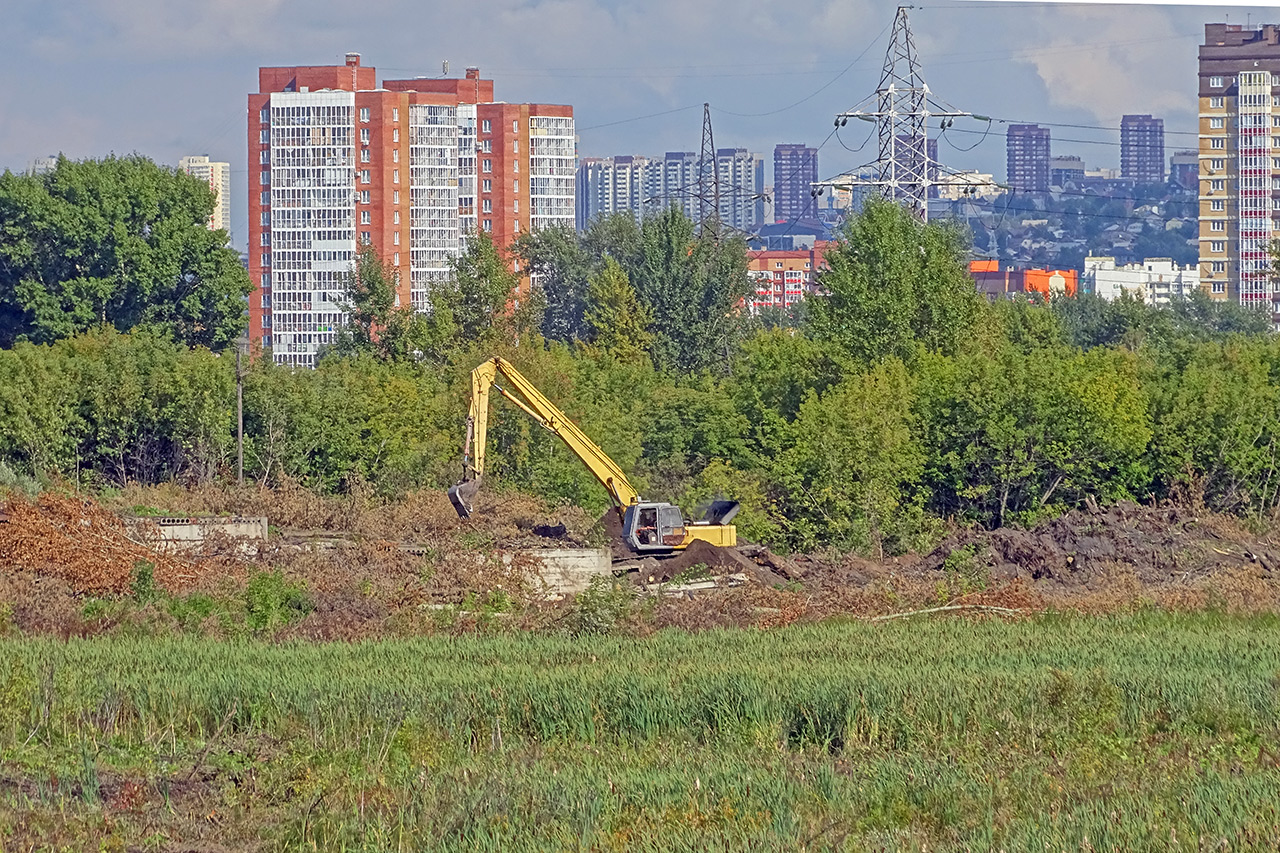 Снос остатков строений на территории метродепо Красноярска