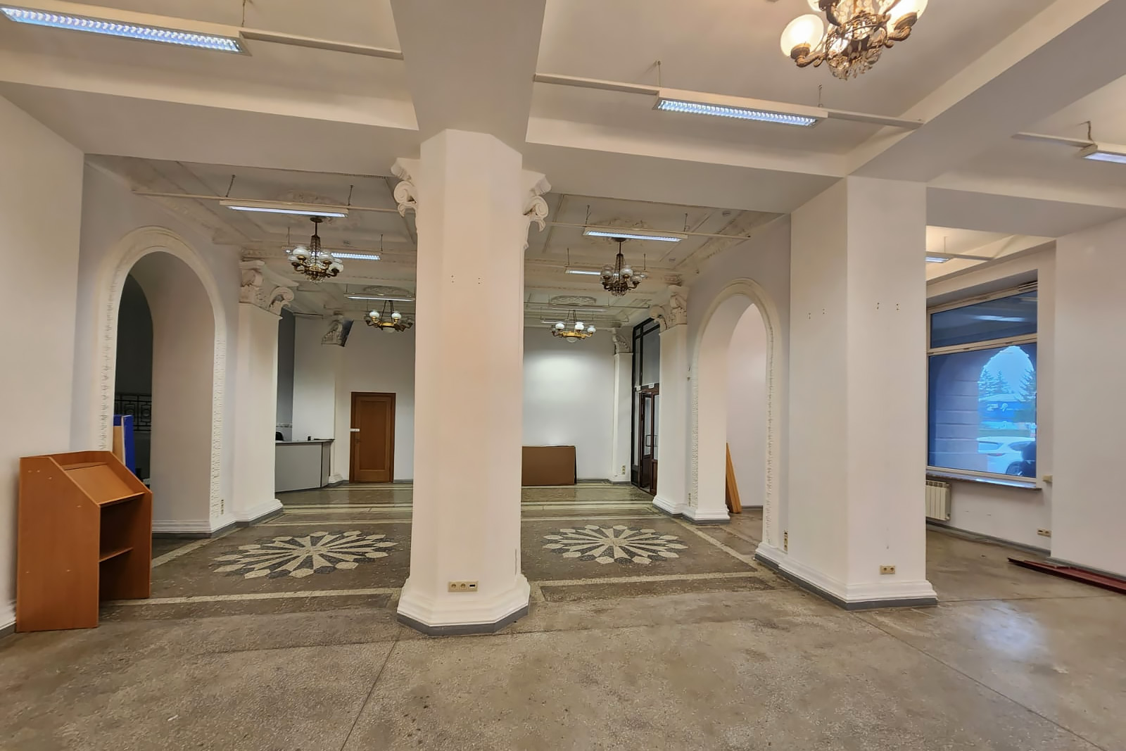 Здание ЦНТИ внутри