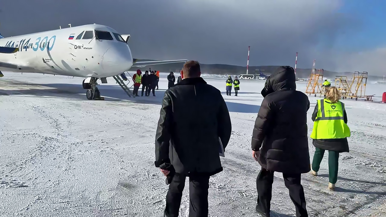 Встреча Ил-144-300 в аэропорту Красноярска