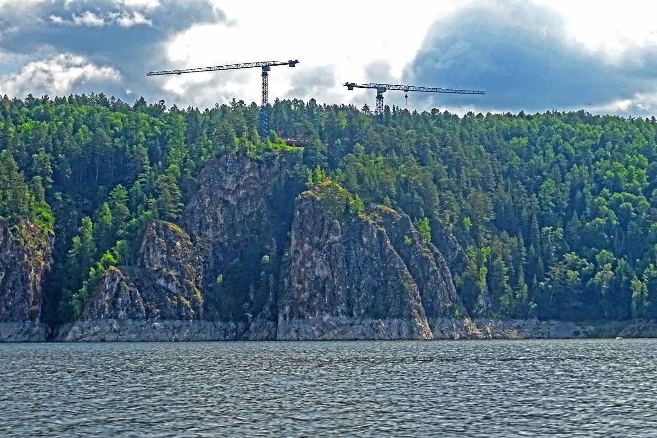 Стройка Роснефти в Бирюсинском заливе Красноярского моря