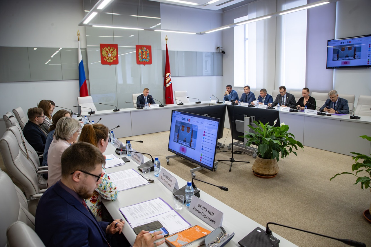 заседание комитета ЗС